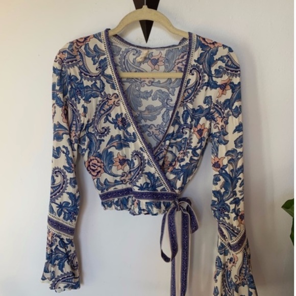 🔮 Spell and the Gypsy Etienne Top🔮 - Picture 4 of 14